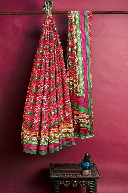 The Crimson Savannah: Red Georgette Bandej Saree